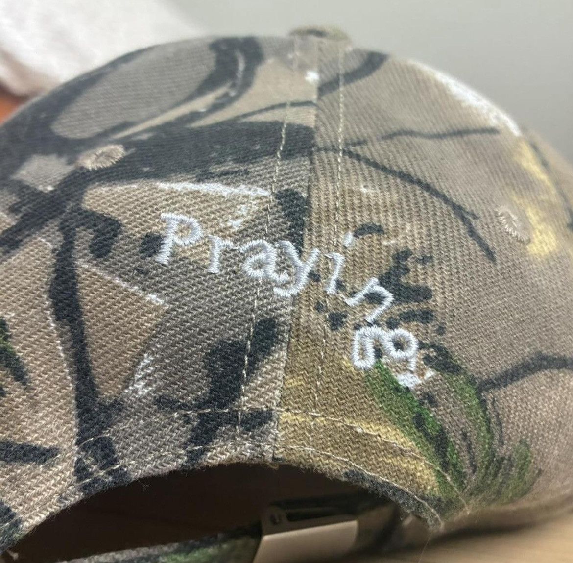 Praying Praying Real tree “Gods Favorite Hat” Size ONE SIZE - 3 Thumbnail