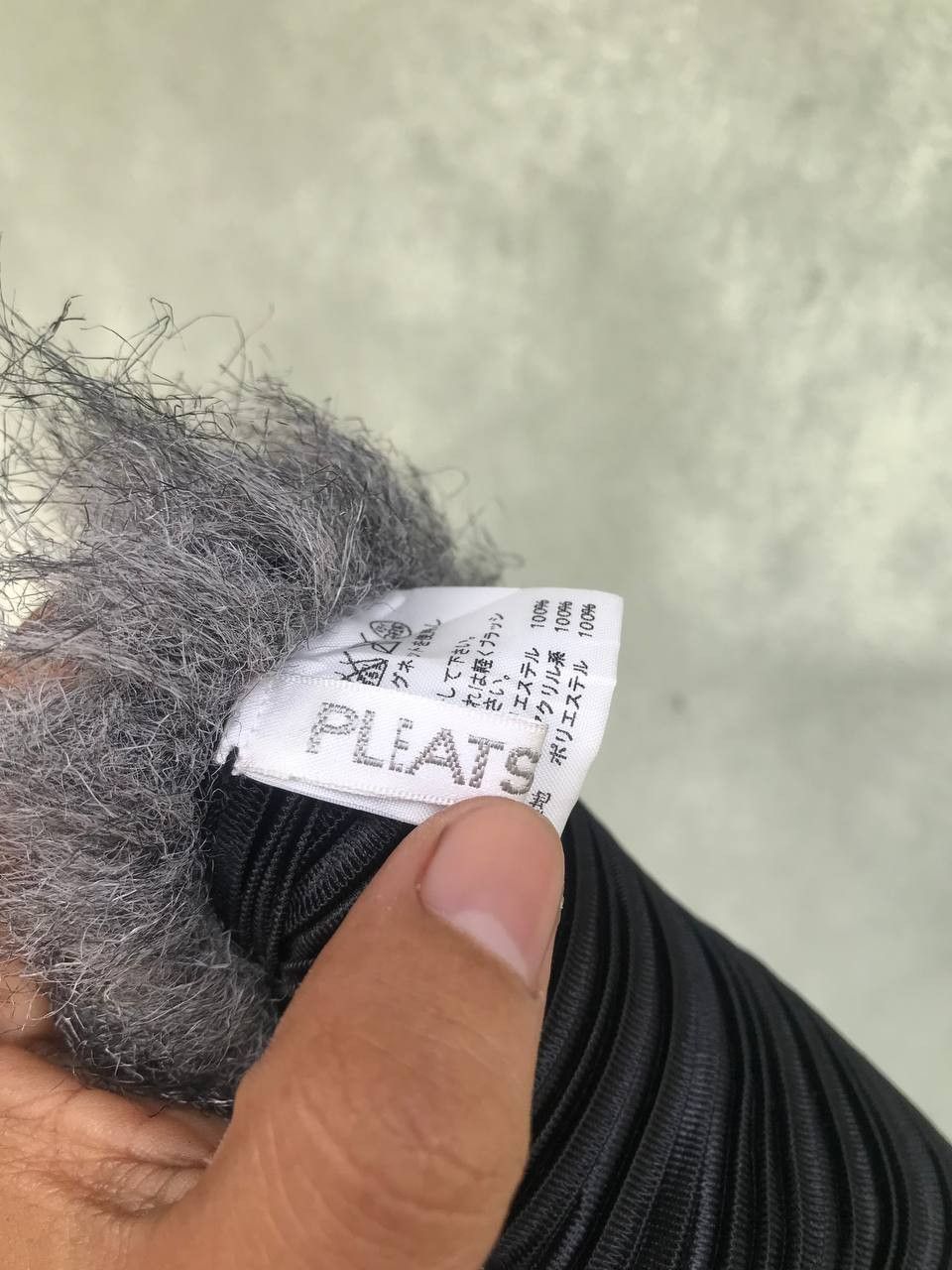 Pleats Please Issey Miyake PLEATS PLEASE Fox fur coat Size M / US 6-8 / IT 42-44 - 4 Thumbnail