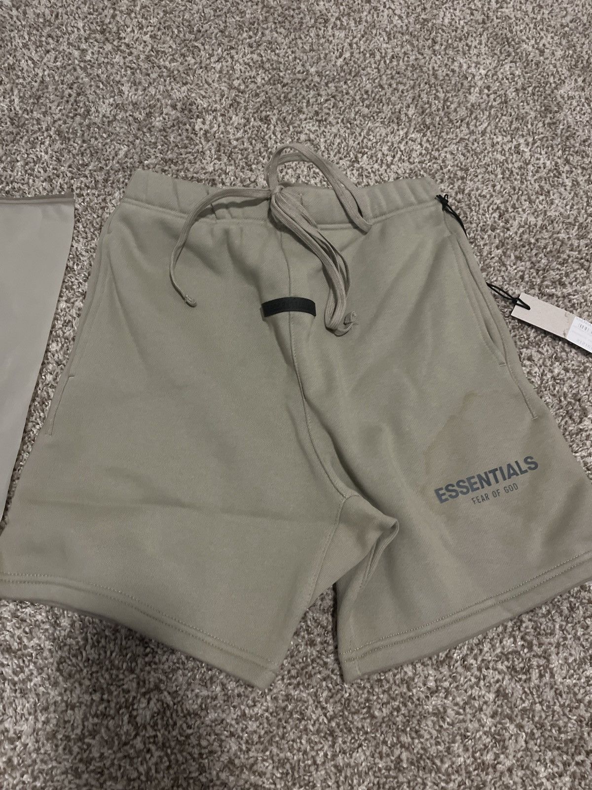 Essentials FOG Essentials Sweatshort Pistachio Size XXS Size US 26 / EU 42 - 1 Thumbnail