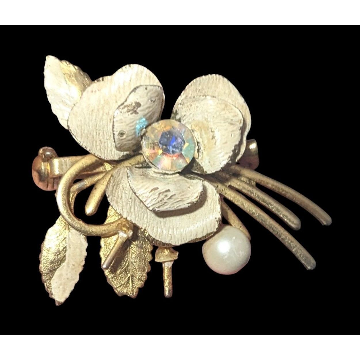 Other Vintage Cream And Gold Tone Whimsical Fantasy Floral Brooch Size ONE SIZE - 2 Thumbnail