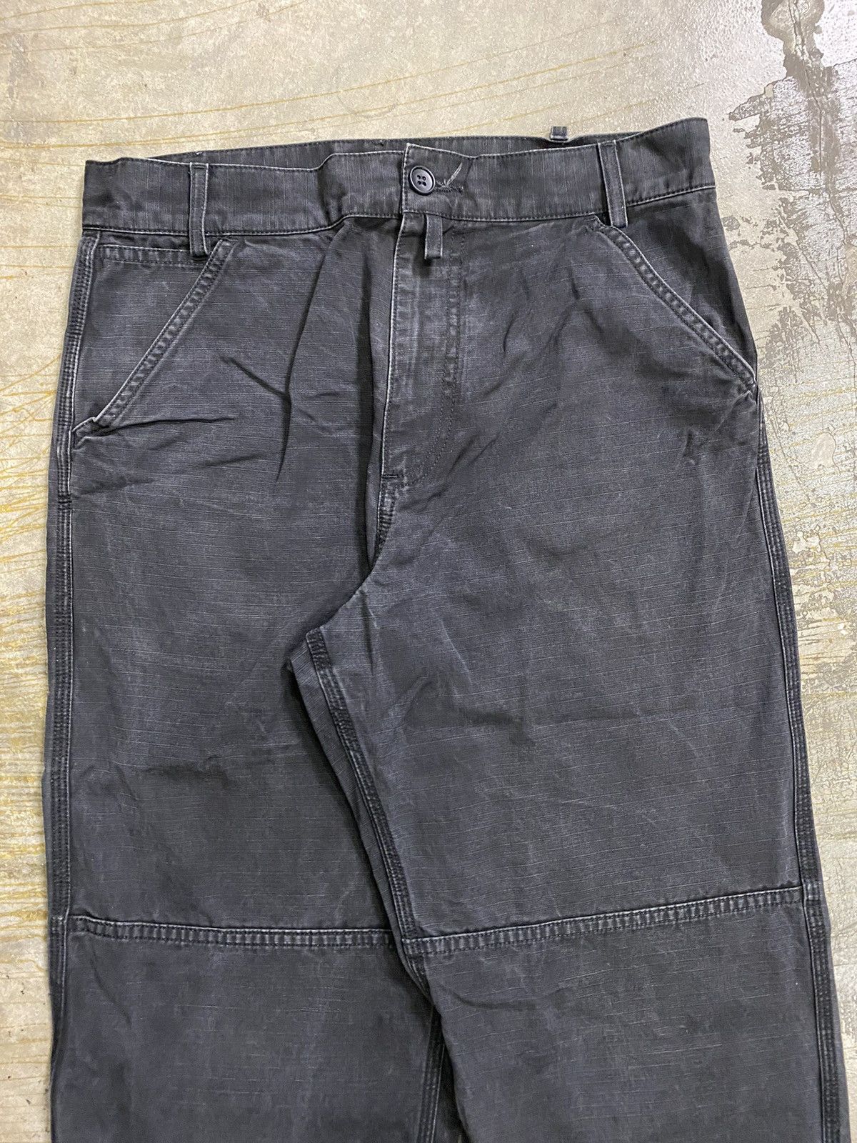 A.P.C. S/S 2005 Faded Black Paneled Knee crop pants Size US 29 - 3 Thumbnail