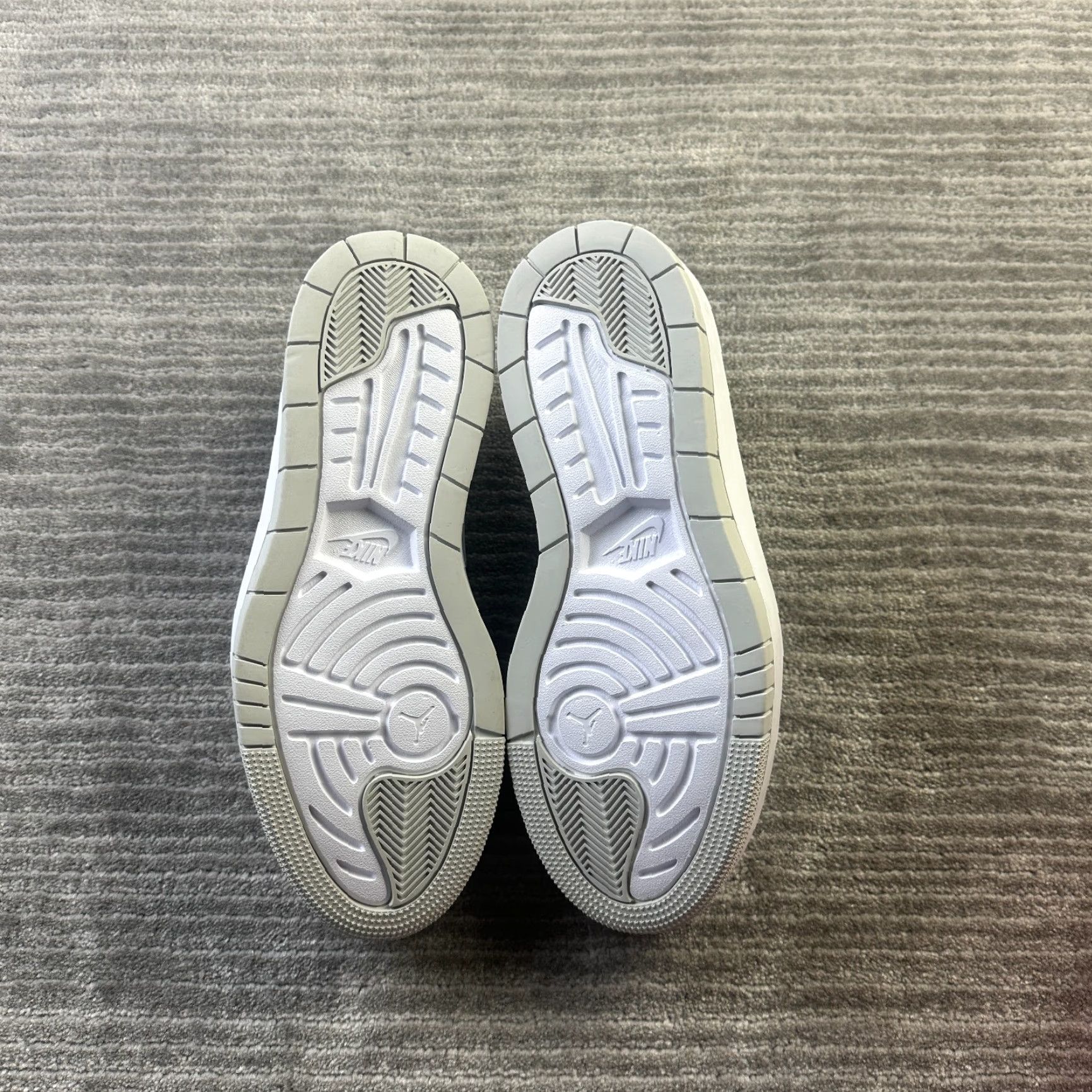 Jordan Brand Air Jordan Retro 1 Elevate Low Sneakers Womens 9.5 White DH7004-110 Sneakers White/Natural Grey Womens 2022 Leather Low Top Size US 7 / IT 37 - 7 Thumbnail