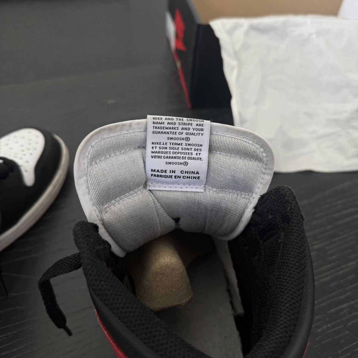 Jordan Brand 2016 Air Jordan 1 Retro High OG Black Toe Size US 10 / EU 43 - 8 Thumbnail
