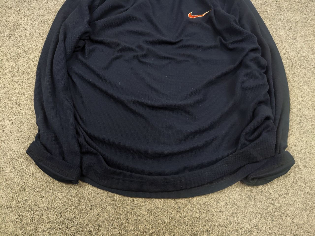Nike Vintage 90's Nike Logo Navy blue Long sleeve Sweatshirt Size US M / EU 48-50 / 2 - 5 Thumbnail