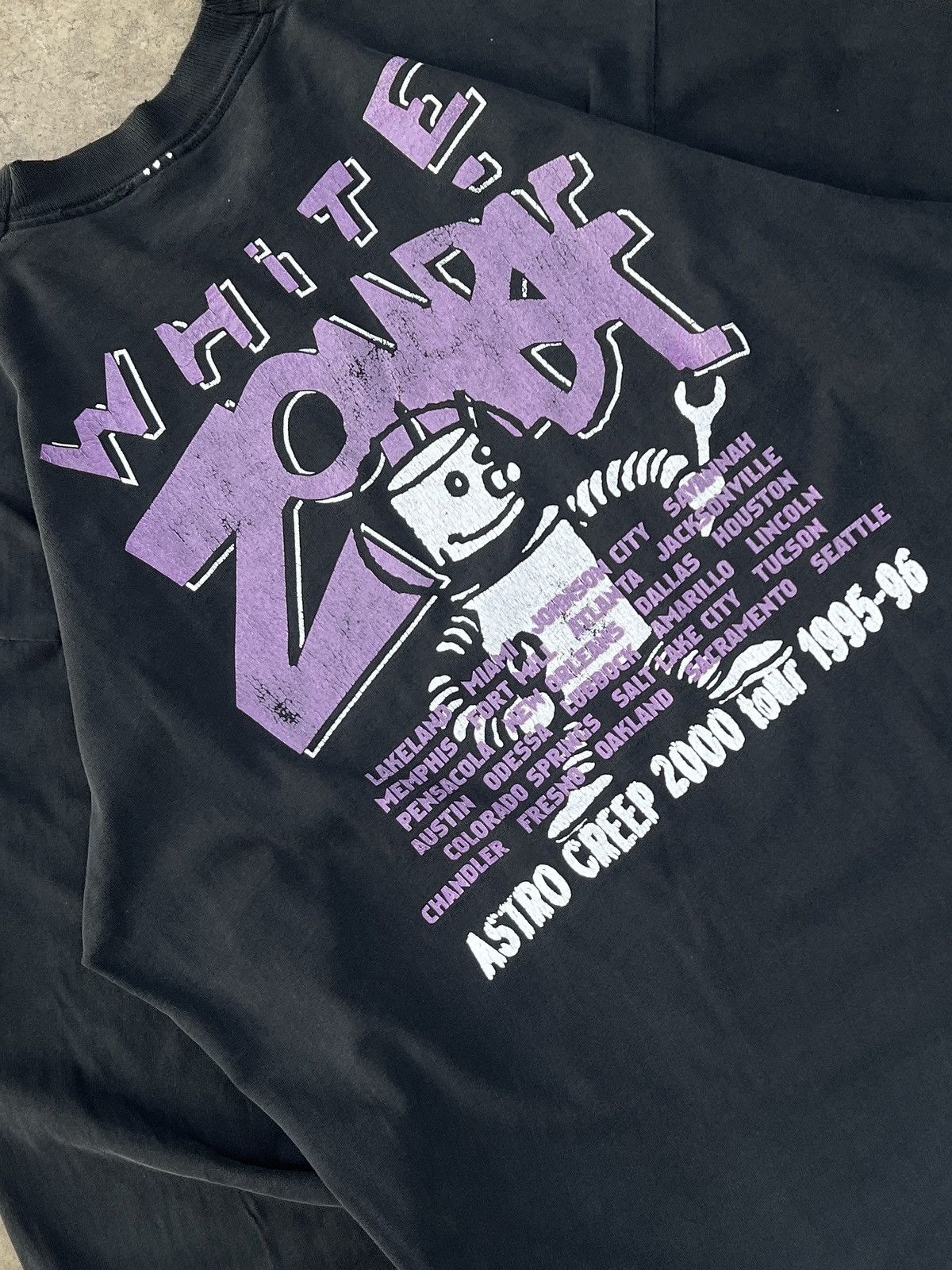 Band Tees Vintage 2000 White Zombie Astro Creep Tour LS Tee XL Size US XL / EU 56 / 4 - 4 Thumbnail
