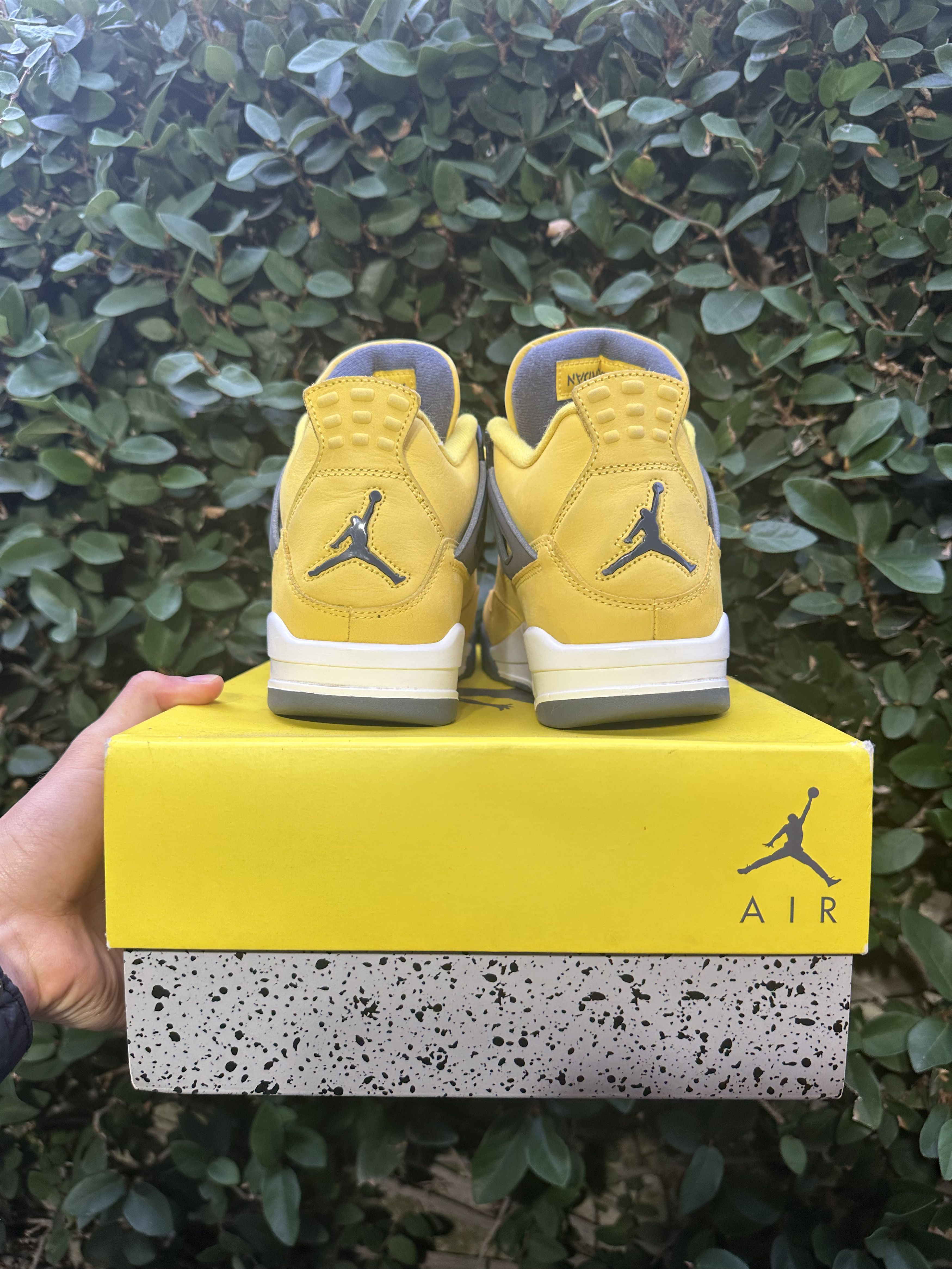 Jordan Brand Jordan 4 Lightning Men Size 8 Size US 8 / EU 41 - 8 Thumbnail