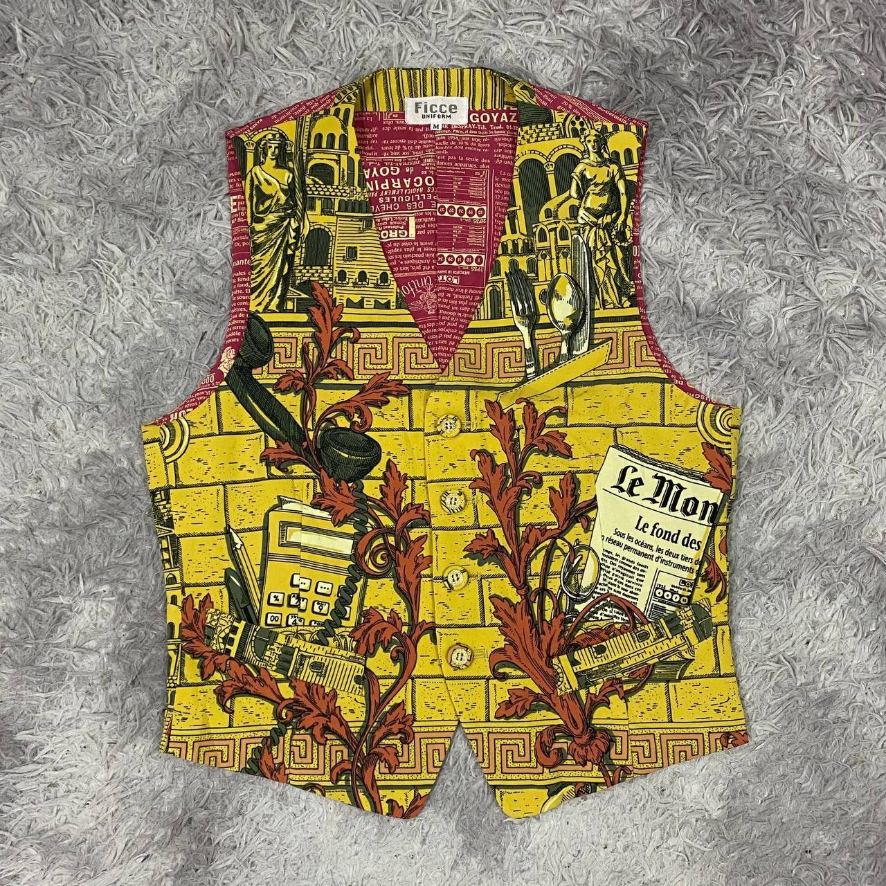 Other Ficce uniform vest floral Size US M / EU 48-50 / 2 - 1 Thumbnail
