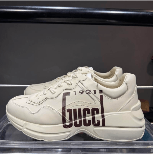 Gucci Gucci Low-Top Sneaker Size US 9.5 / EU 42-43 - 2 Thumbnail