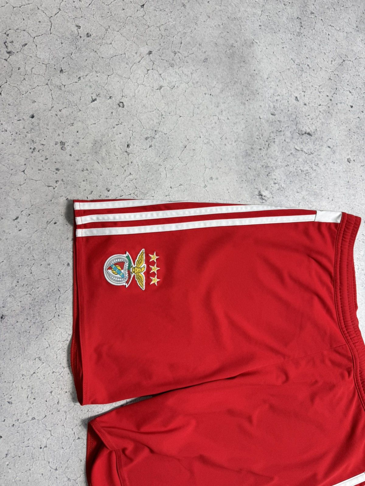 Adidas × Vintage Adidas FC Benfica Soccer Football Shorts Red Size S Size US 30 / EU 46 - 3 Thumbnail