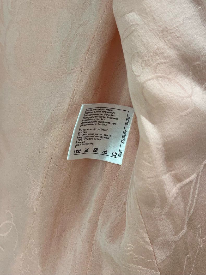 Chanel Chanel Seoul Series Pink Epaulette Suit Size XXS / US 00 / IT 34 - 3 Thumbnail