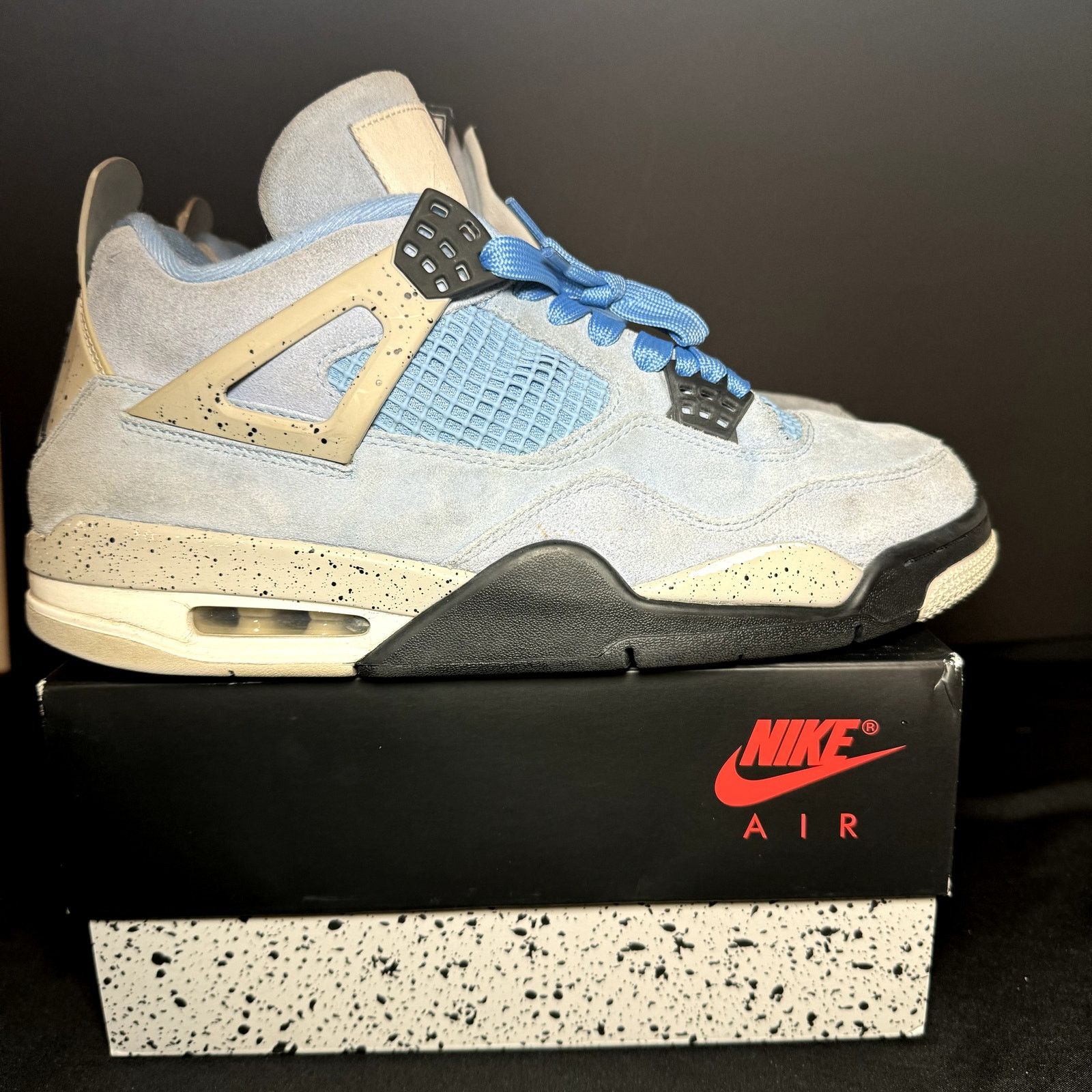 Jordan Brand × Nike Size 11 Nike Air Jordan 4 Retro University Blue Men's Shoes Size US 11 / EU 44 - 1 Thumbnail