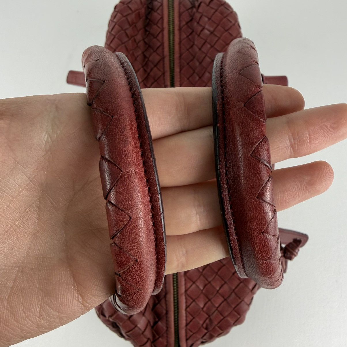 Bottega Veneta Bottega Veneta Red Intrecciato Leather Montaigne Bag Size ONE SIZE - 7 Thumbnail