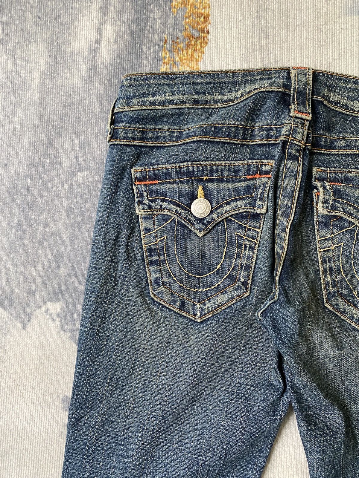 True Religion True Religion Low Rise Flare Denim Size US 26 / EU 42 - 15 Thumbnail