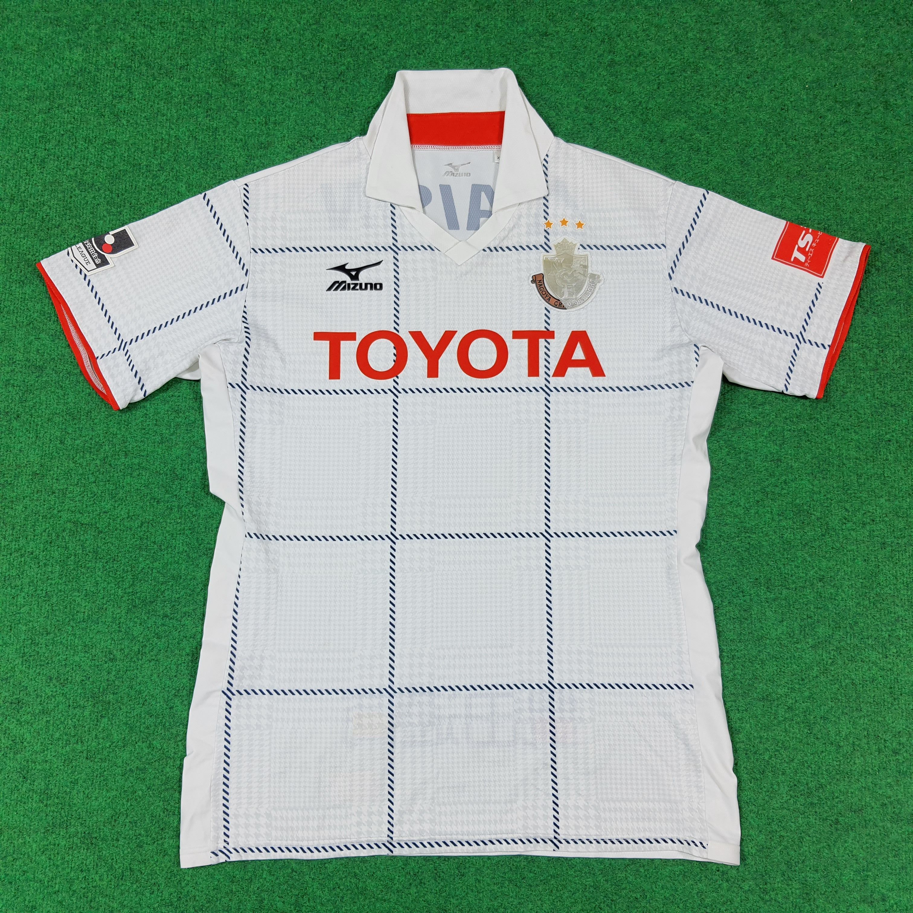 Japanese Brand × Mizuno Vintage Mazda Sanfrecce Hiroshima Soccer