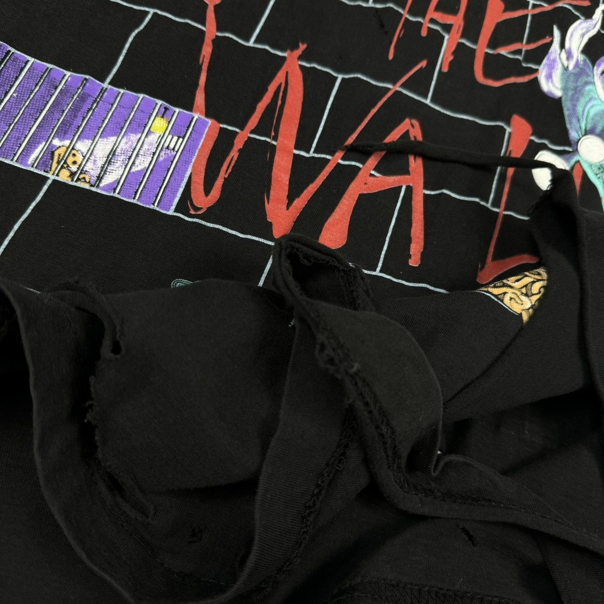 Band Tees Vintage 1982 Pink Floyd ‘The Wall’ Winterland AOP T Shirt Size US XL / EU 56 / 4 - 7 Thumbnail