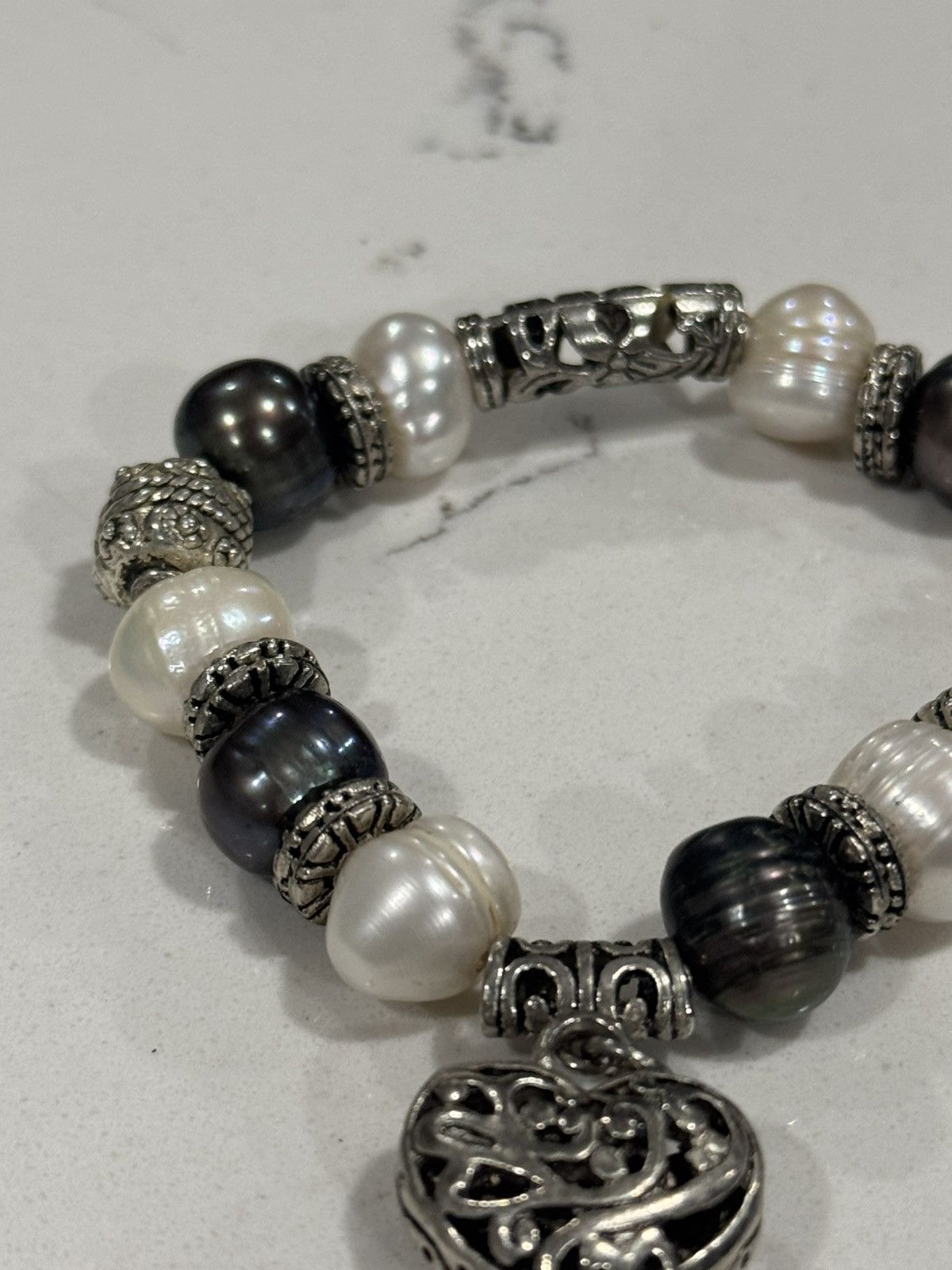 Jewelry Freshwater Pearl Bracelet Charm Black & White Pearls Size ONE SIZE - 9 Thumbnail