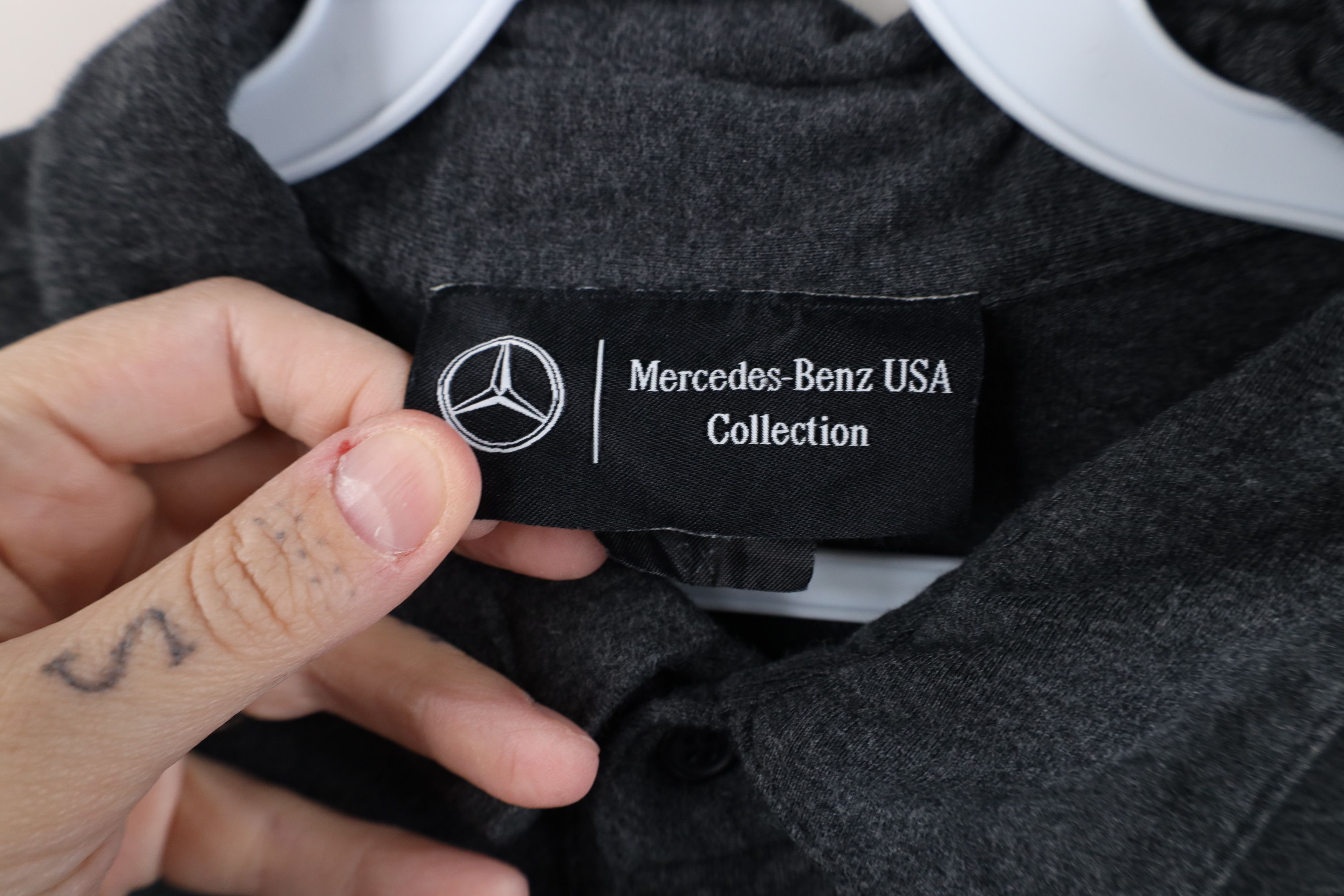 Vintage Vintage Mercedes Benz Collection Logo Long Sleeve Polo Size US XXL / EU 58 / 5 - 5 Thumbnail
