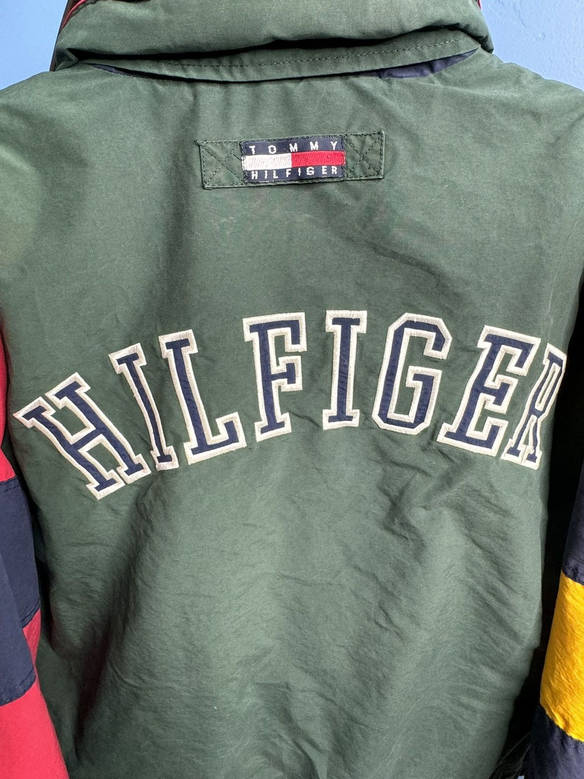 Tommy Hilfiger × Vintage Tommy Hilfiger 90’s x Very RARE Size US M / EU 48-50 / 2 - 3 Thumbnail