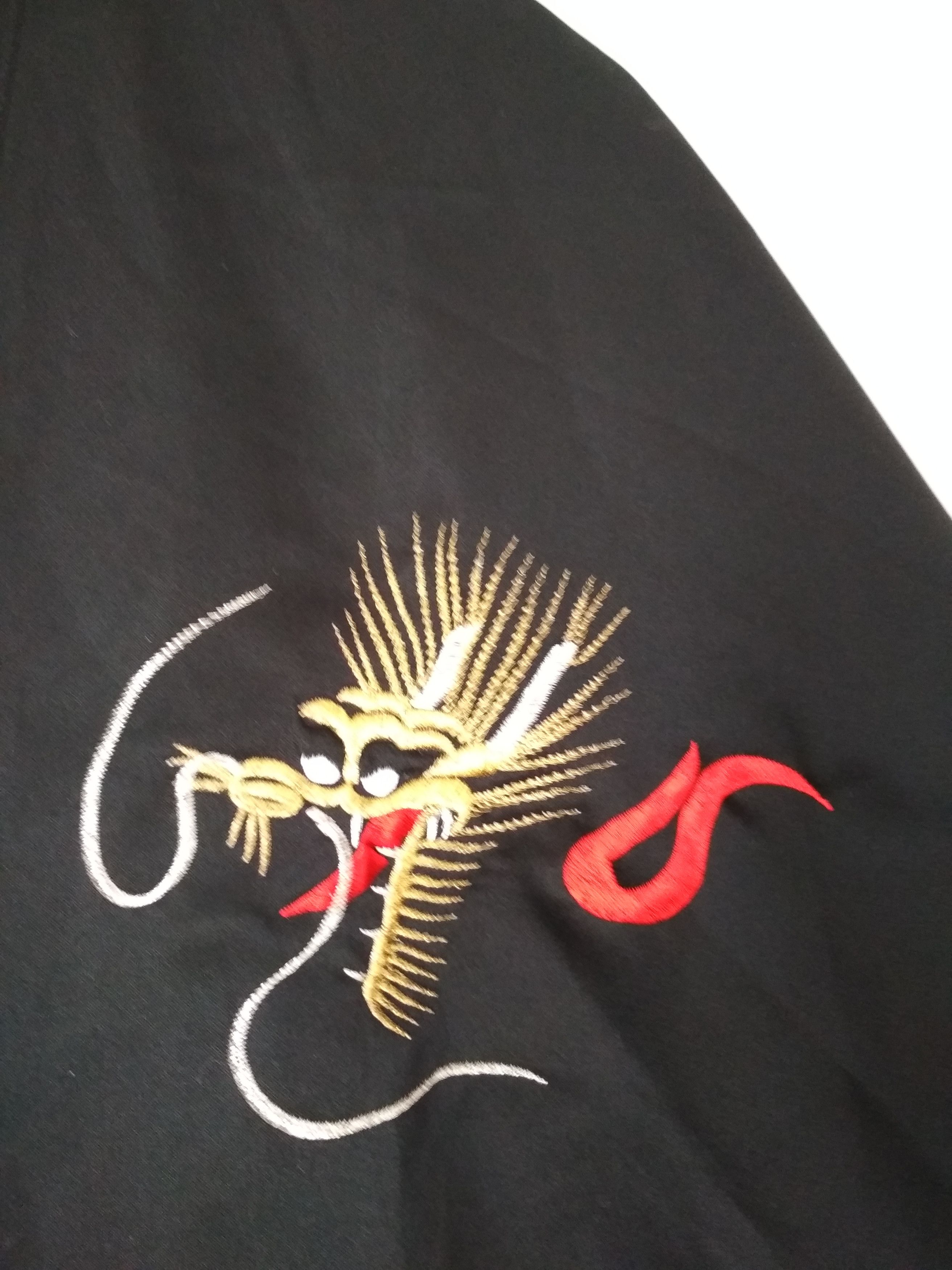 Japanese Brand MITSUKIKU Made in Japan Dragon Embroidered Polyester Kimono Size US L / EU 52-54 / 3 - 5 Thumbnail