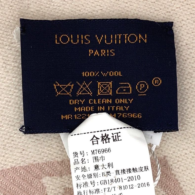 Louis Vuitton Louis Vuitton Pink logo presbyopic full print wool fringe Size ONE SIZE - 7 Thumbnail
