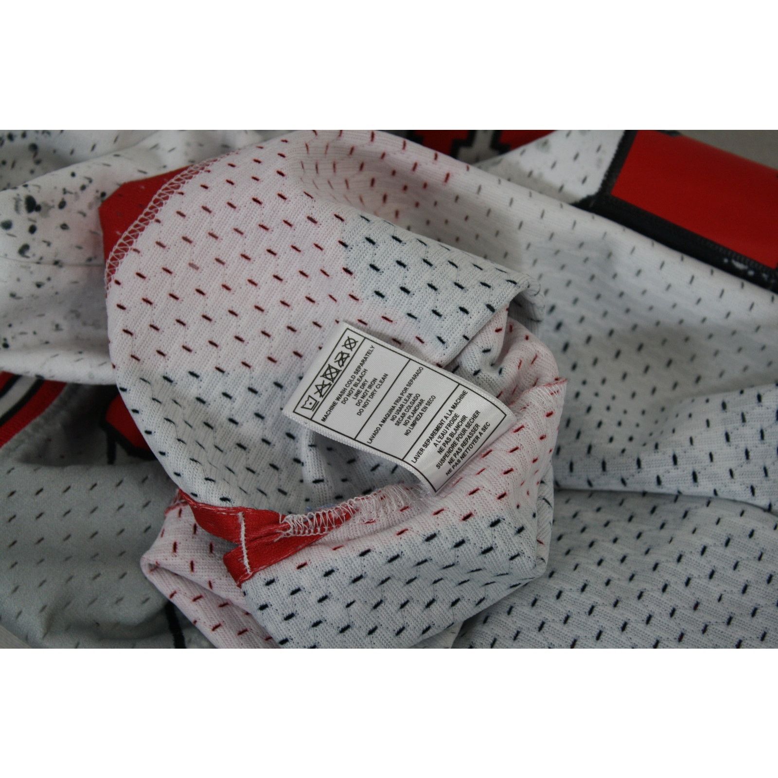 Mitchell & Ness Mitchell & Ness Toni Kukoc Chicago Bulls Throwback Jersey M Size M / US 6-8 / IT 42-44 - 8 Thumbnail