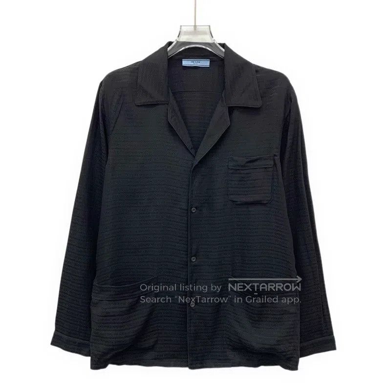 Prada Prada 22 black mulberry silk lapel single-breasted long-sl Size US S / EU 44-46 / 1 - 1 Thumbnail