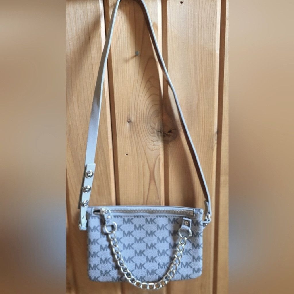 Michael Kors Michael Kors Gray Belt Bag with Silver Chain Size ONE SIZE - 1 Thumbnail