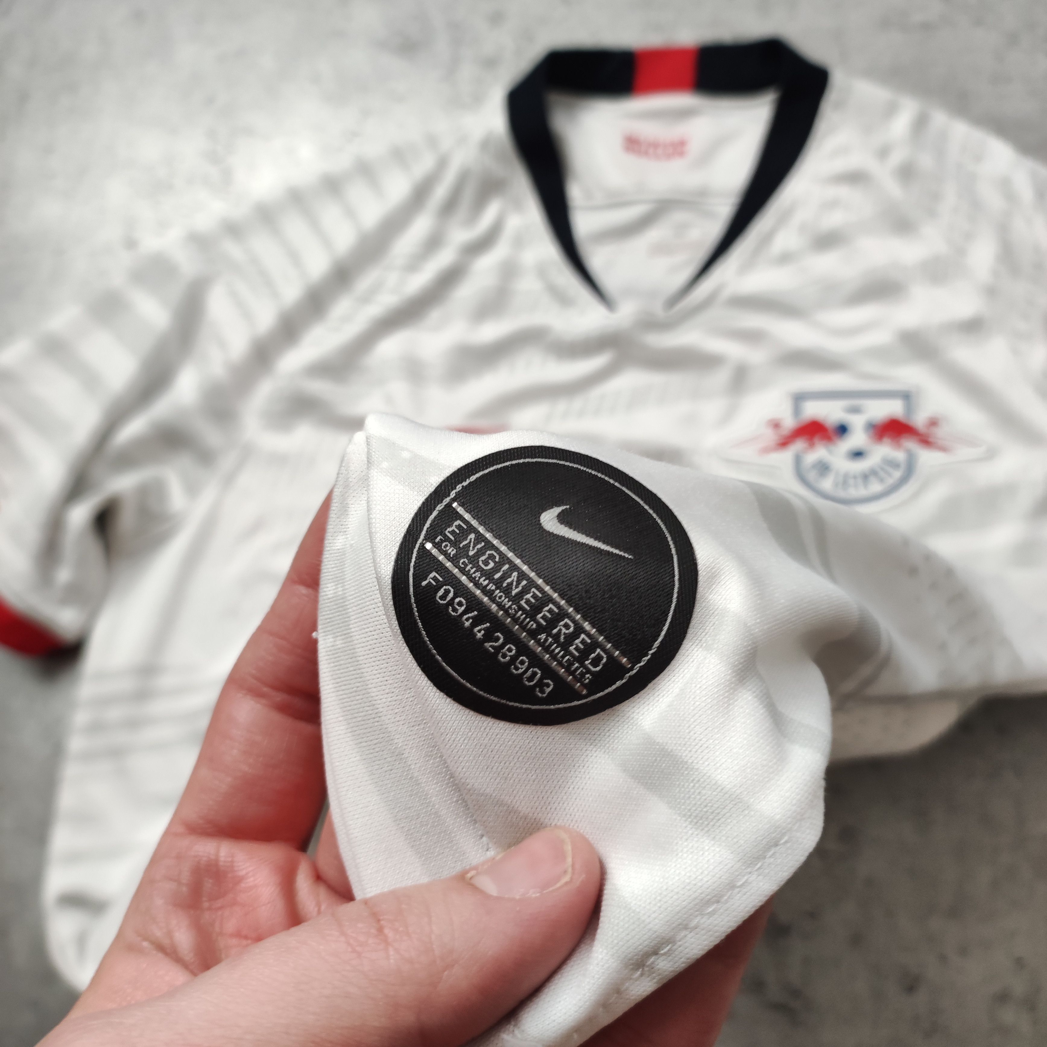 Nike RARE 2019/20 Nike x RB Leipzig Red Bull Home Football Kit Size US M / EU 48-50 / 2 - 5 Thumbnail