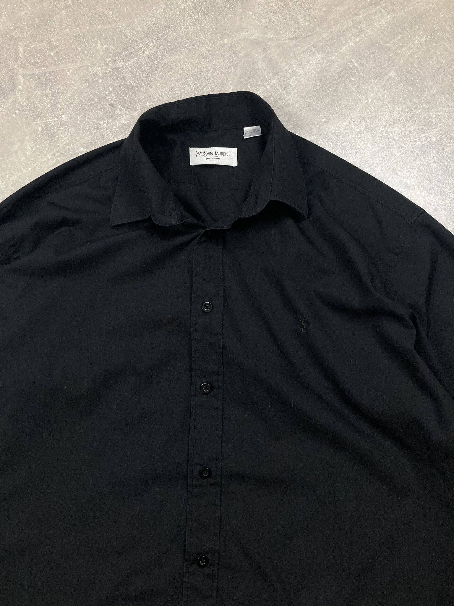 Yves Saint Laurent Yves Saint Laurent black french caffs shirt ysl logo Size US XL / EU 56 / 4 - 5 Thumbnail