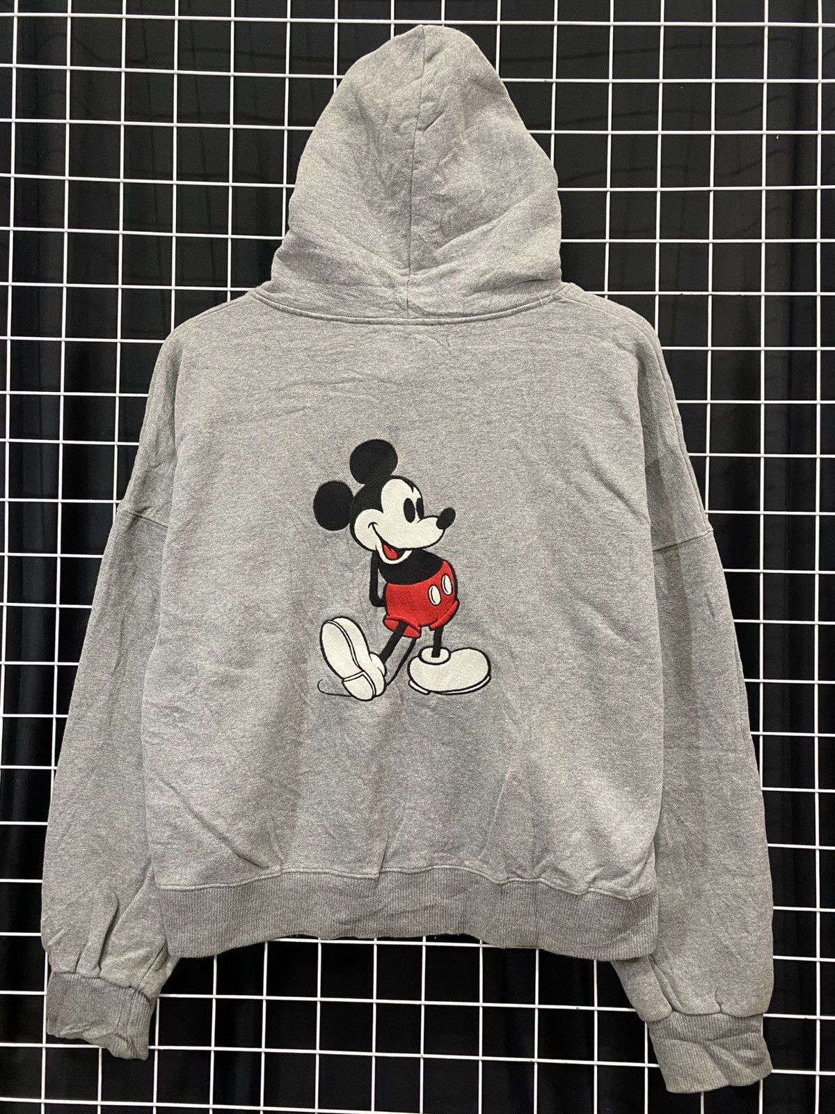 Disney MICKEY MOUSE DISNEY HOODIES SEMI CROP Size M / US 6-8 / IT 42-44 - 1 Thumbnail