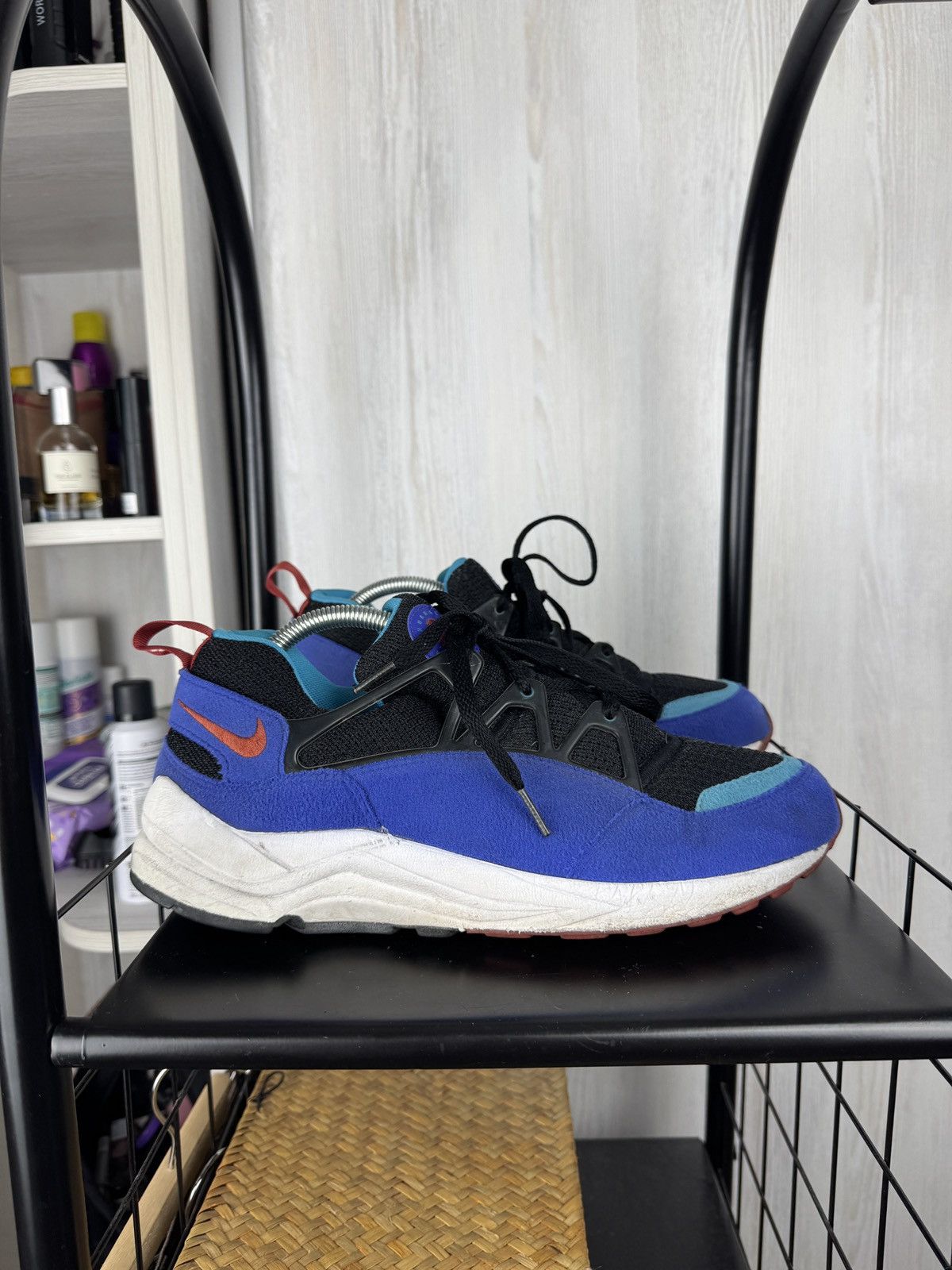 Nike DS NIKE 2004 AIR HUARACHE LIGHT OG RETRO US10 VINTAGE Size US 10 / EU 43 - 1 Thumbnail