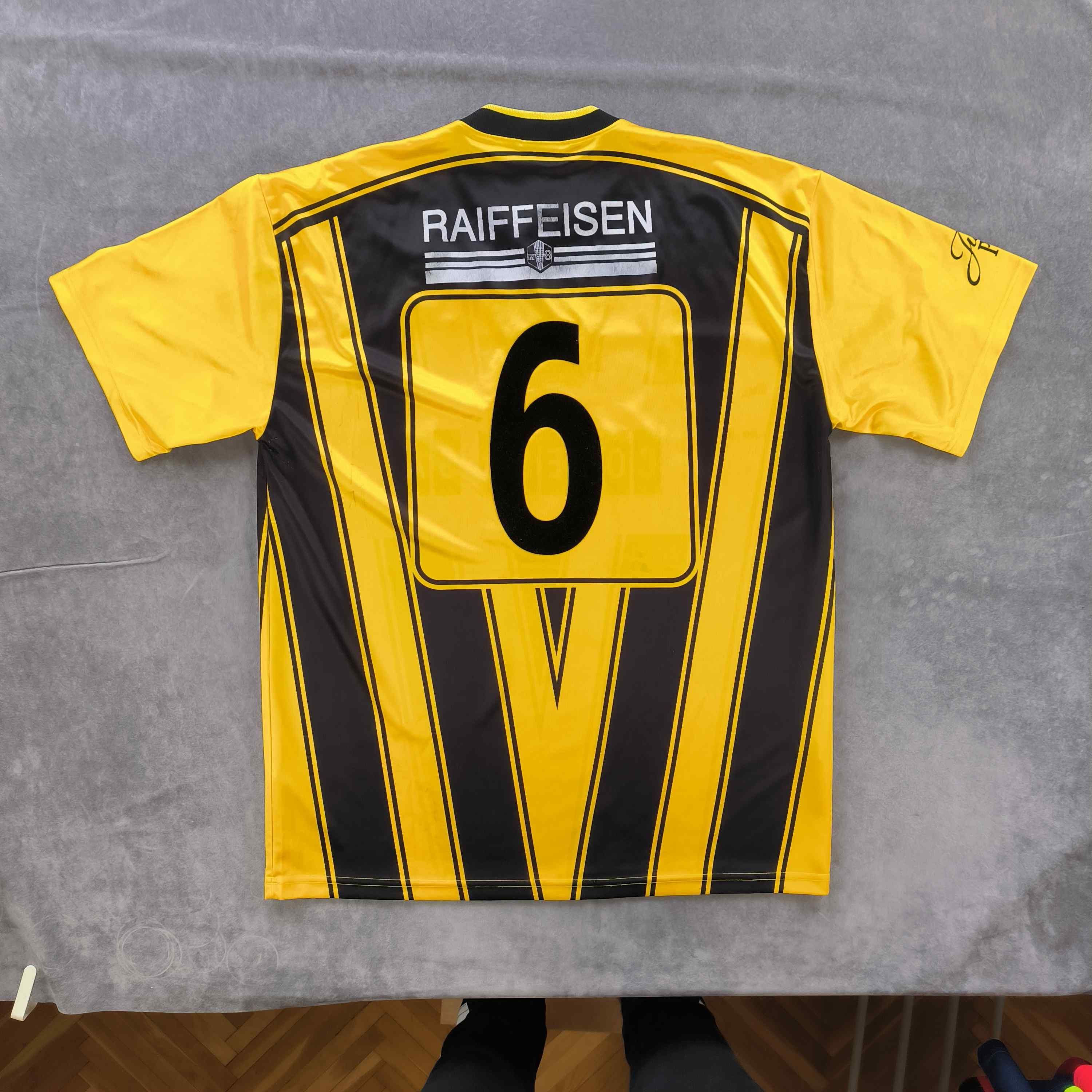 Errea Taverne Errea #6 football jersey shirt size XXL Size US XXL / EU 58 / 5 - 2 Thumbnail
