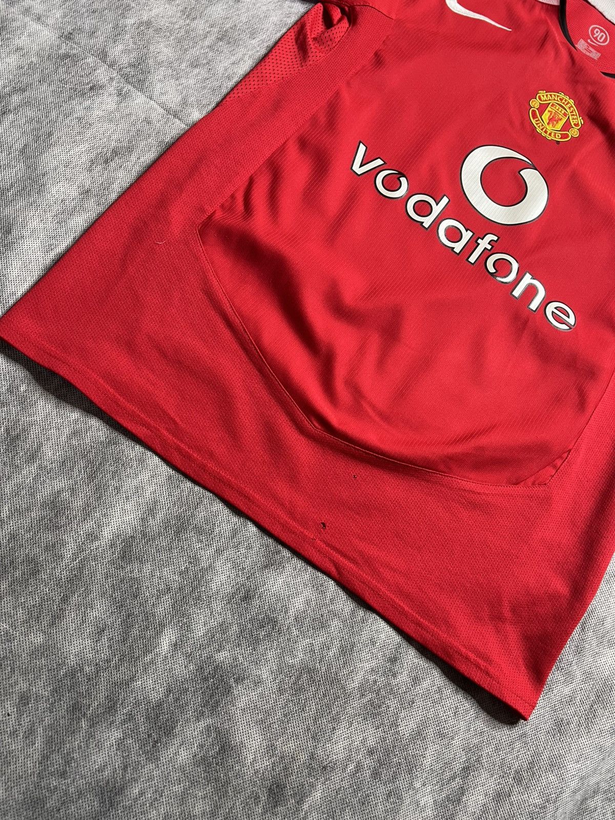 Nike Manchester United 2004 Vintage Home Soccer Jersey Size US M / EU 48-50 / 2 - 3 Thumbnail