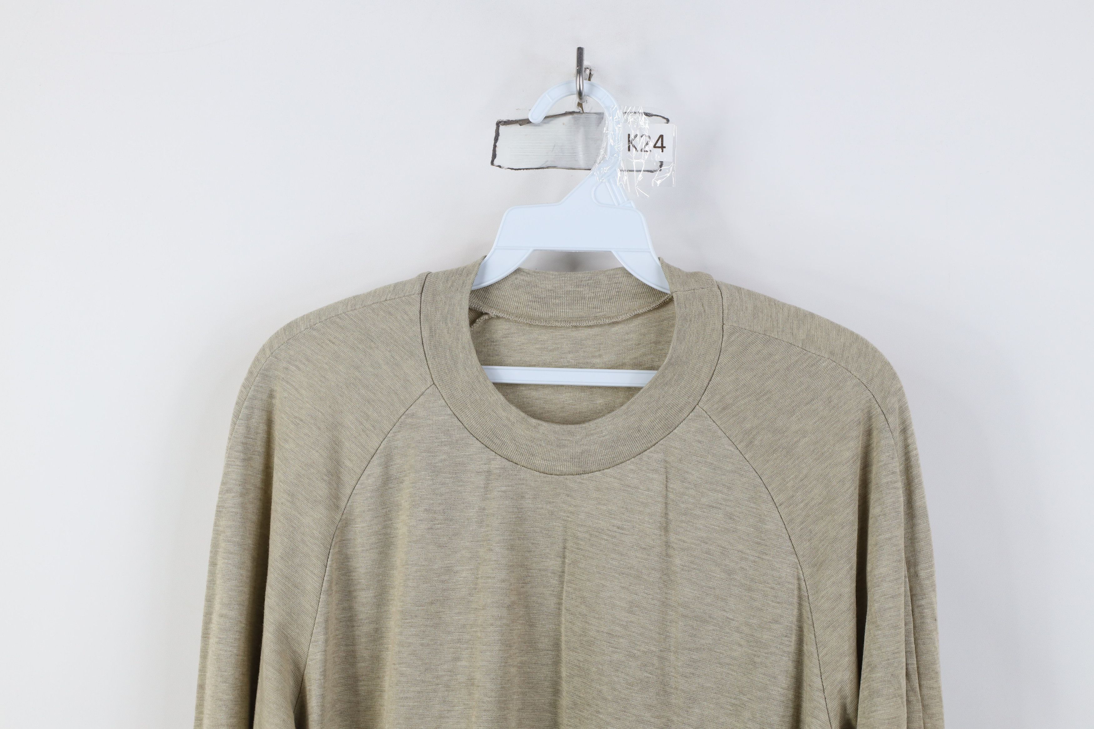 Vintage Vintage 90s Military Knit Long Sleeve T-Shirt Beige USA Size US L / EU 52-54 / 3 - 2 Thumbnail