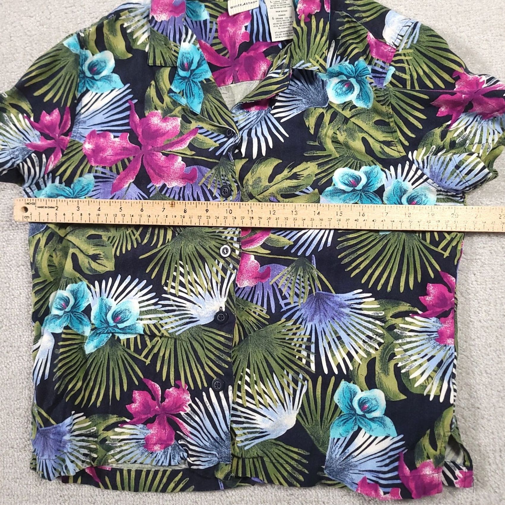 Vintage VINTAGE White Stag Ladies Floral Button Up Hawaiian Shirt Top Shoulder Pads Shirt Women L Blue 90s Hawaiian Style Basic Shirt Size L / US 10 / IT 46 - 3 Thumbnail