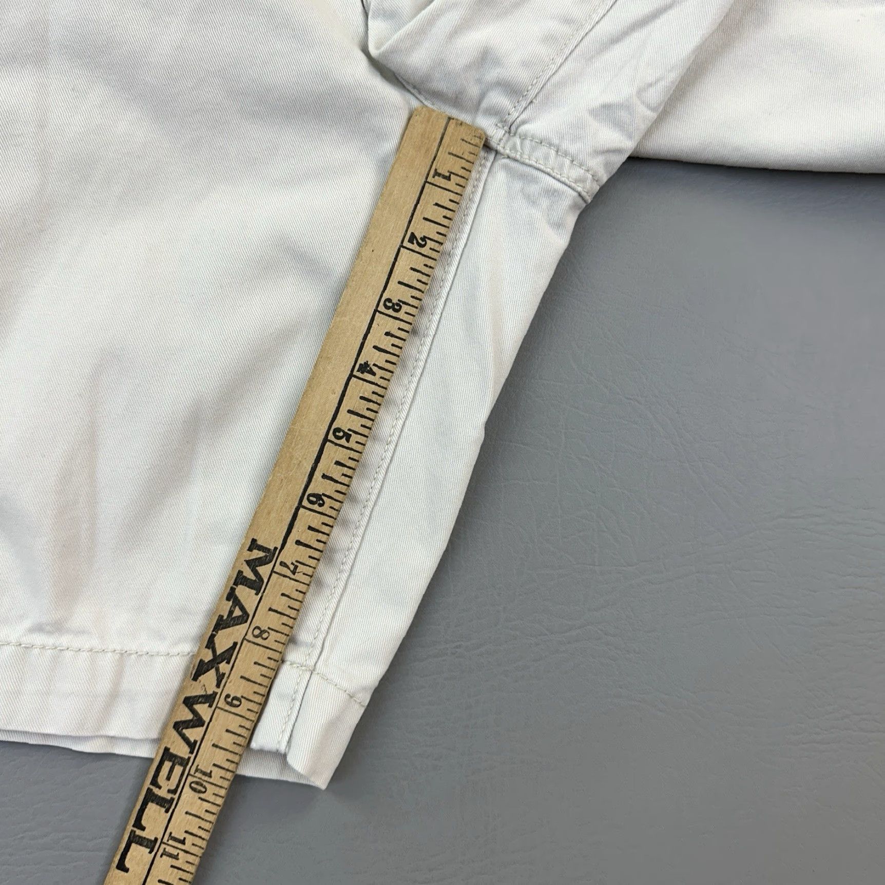 American Eagle Outfitters VINTAGE American Eagle Shorts Mens 30 Beige Classic Fit Flat Front Chino Preppy Casual Size US 30 / EU 46 - 2 Thumbnail