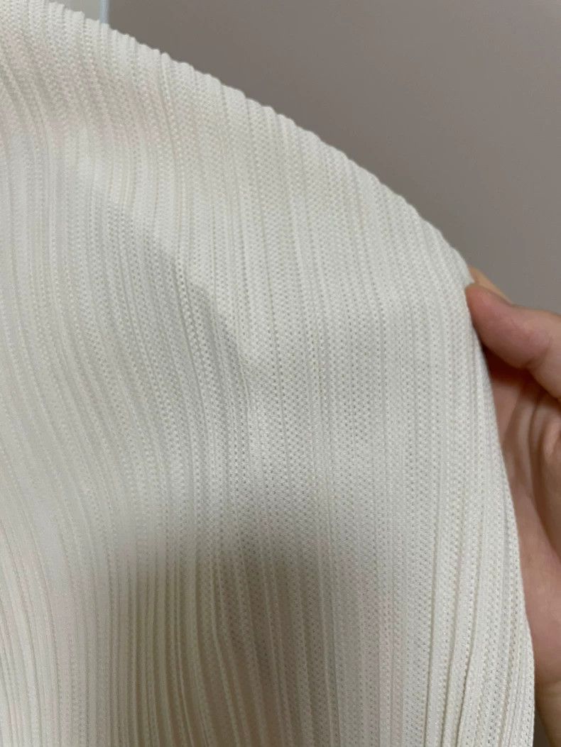 Issey Miyake Issey Miyake size:3 A beige skirt Size 42" / US 20 - 6 Thumbnail