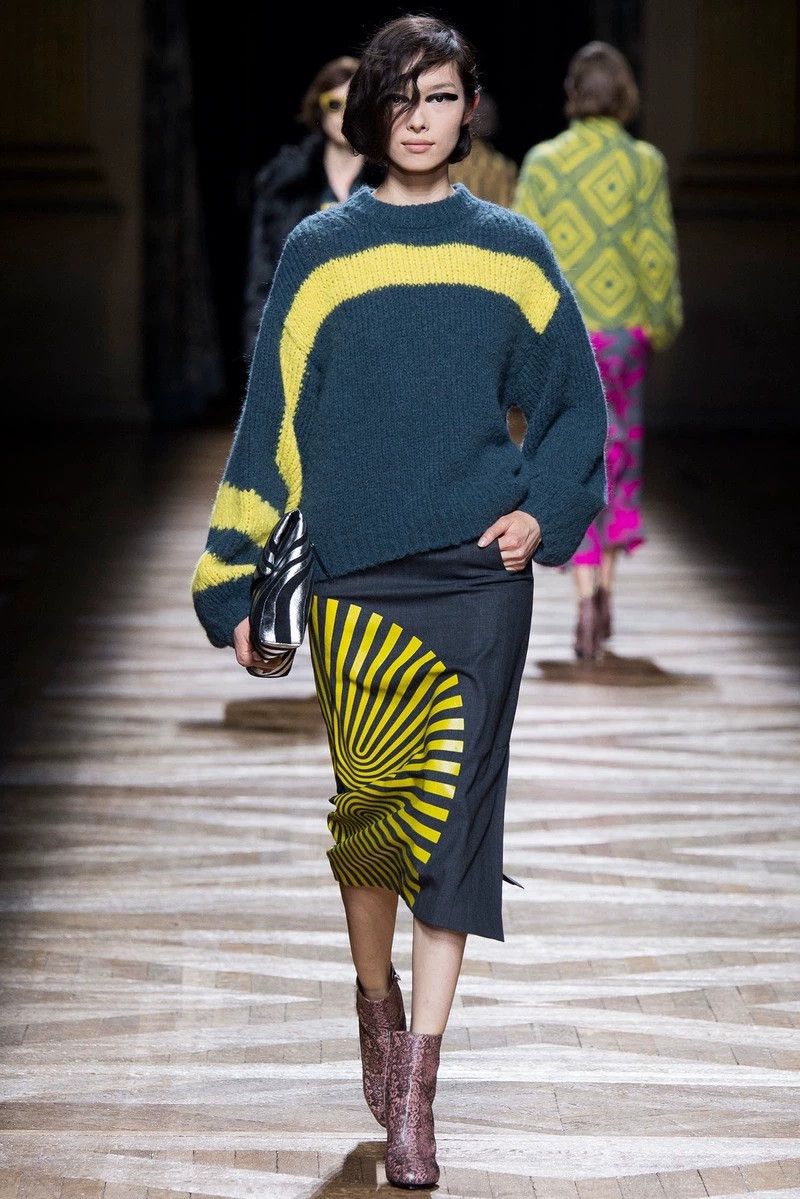 Dries Van Noten DVN Wool-Camel Hair Blend Boat Neck Sweater L 9/10 Size L / US 10 / IT 46 - 8 Thumbnail