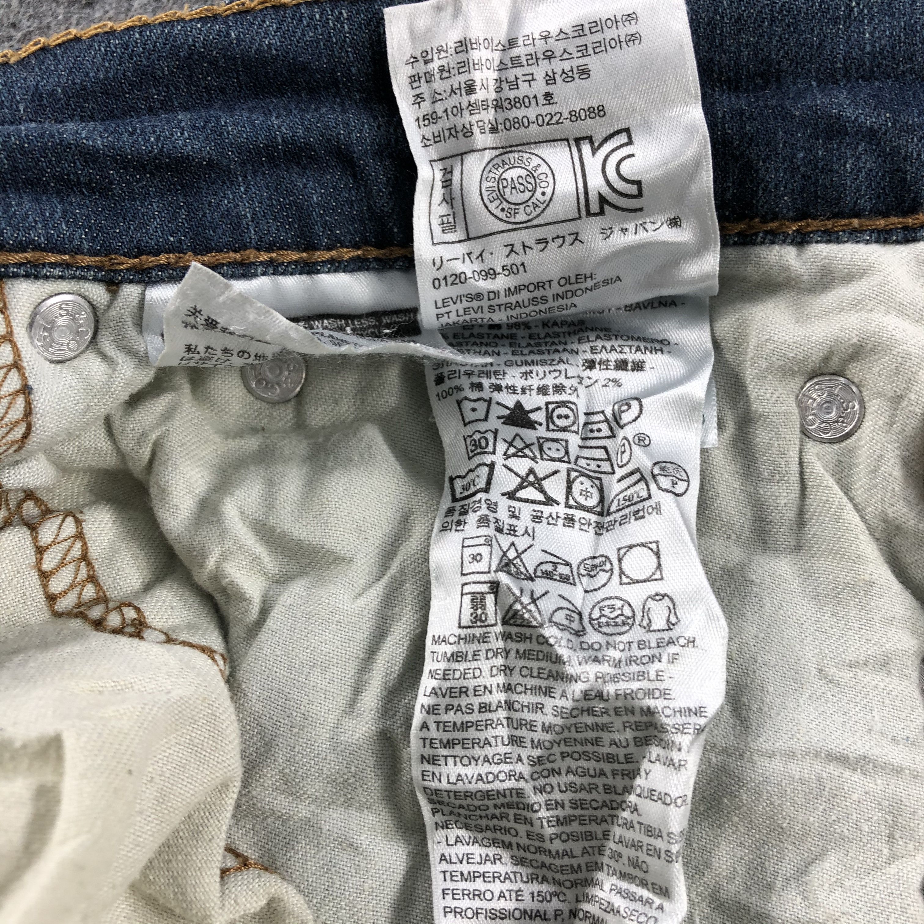 Levi's Vintage Blue Wash Levis 514 Jeans-J2113 Size US 33 - 12 Thumbnail