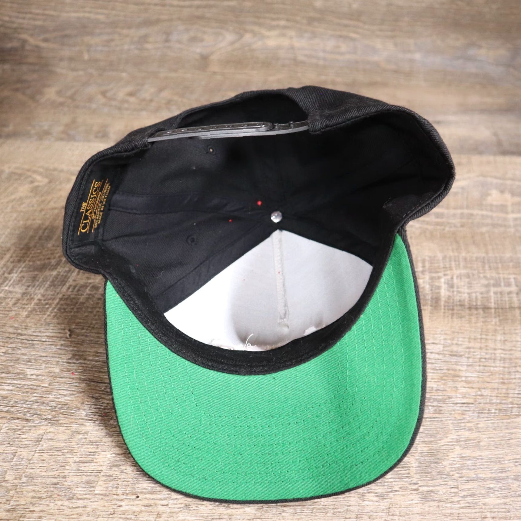 Vintage Hat The Classics Adjustable Black & White Noom Diet Running Cap Adult Size Unisex Activewear Casual Modern Sport Headwear Size ONE SIZE - 6 Thumbnail