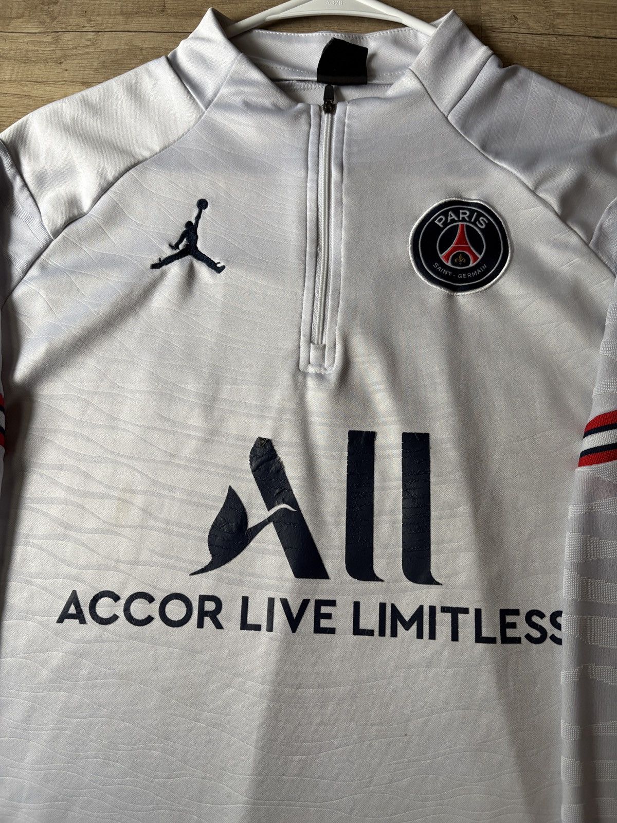 Jordan Brand PSG White Warm Up Long Sleeve Size US L / EU 52-54 / 3 - 2 Thumbnail
