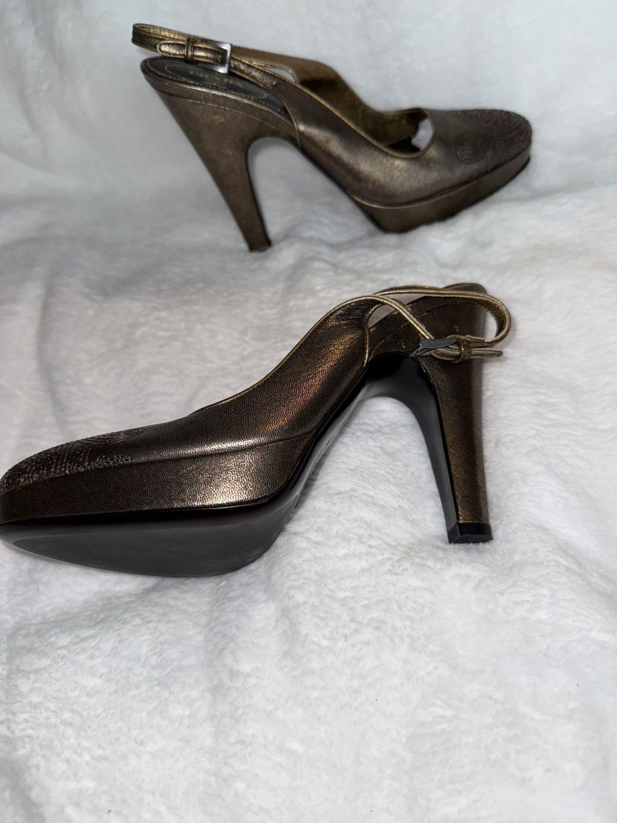Prada Prada bronze sling back heels Size US 5.5 / IT 35.5 - 3 Thumbnail