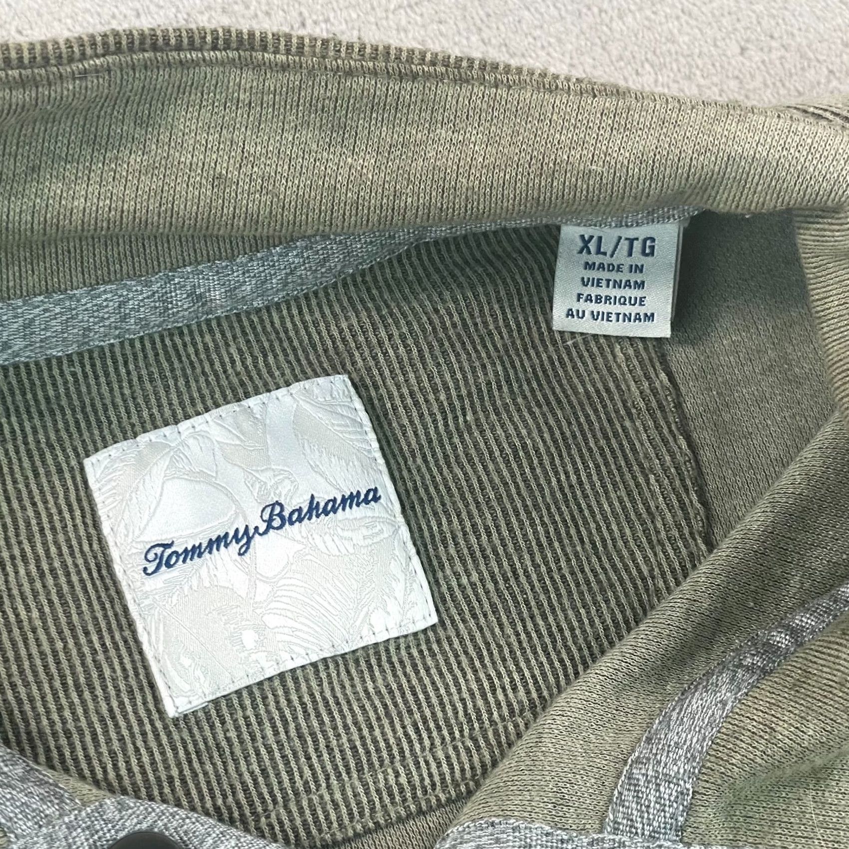 Tommy Bahama Tommy Bahama Sweater Men XL Green Mock-Collar Henley Pullover Knit Logo All Seasons Regular Vintage: No Size US XL / EU 56 / 4 - 2 Thumbnail