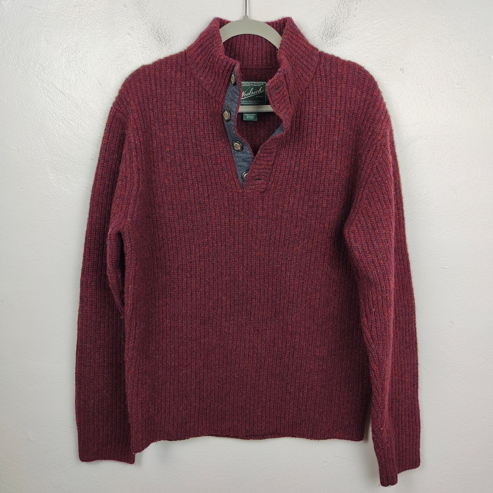 Woolrich Woolen Mills Woolrich Knit Henley Sweater Mens Medium Dark Red Thick Knit Size US M / EU 48-50 / 2 - 1 Thumbnail