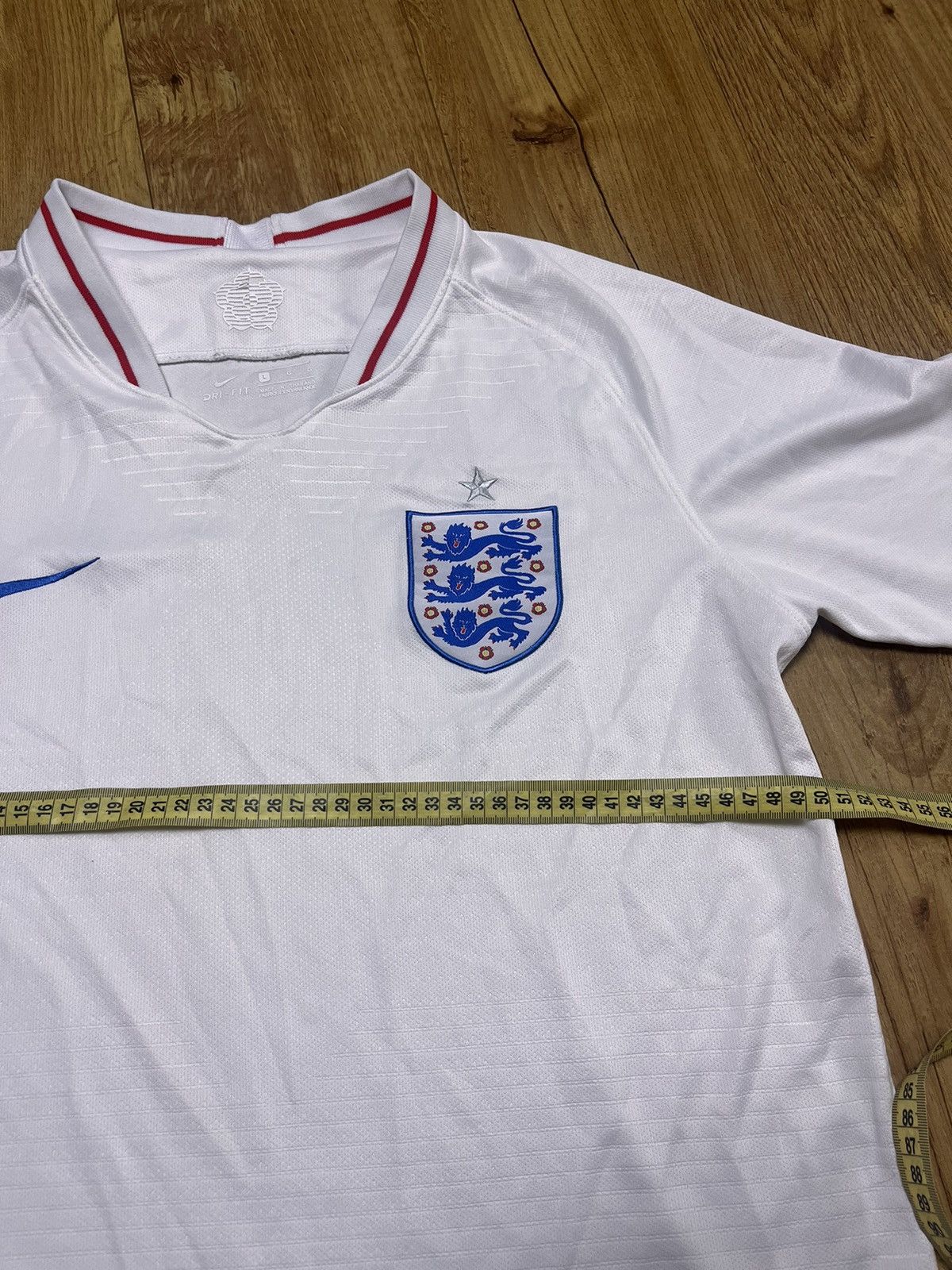 Nike 2018-19 England Soccer Jersey Football Size US L / EU 52-54 / 3 - 5 Thumbnail