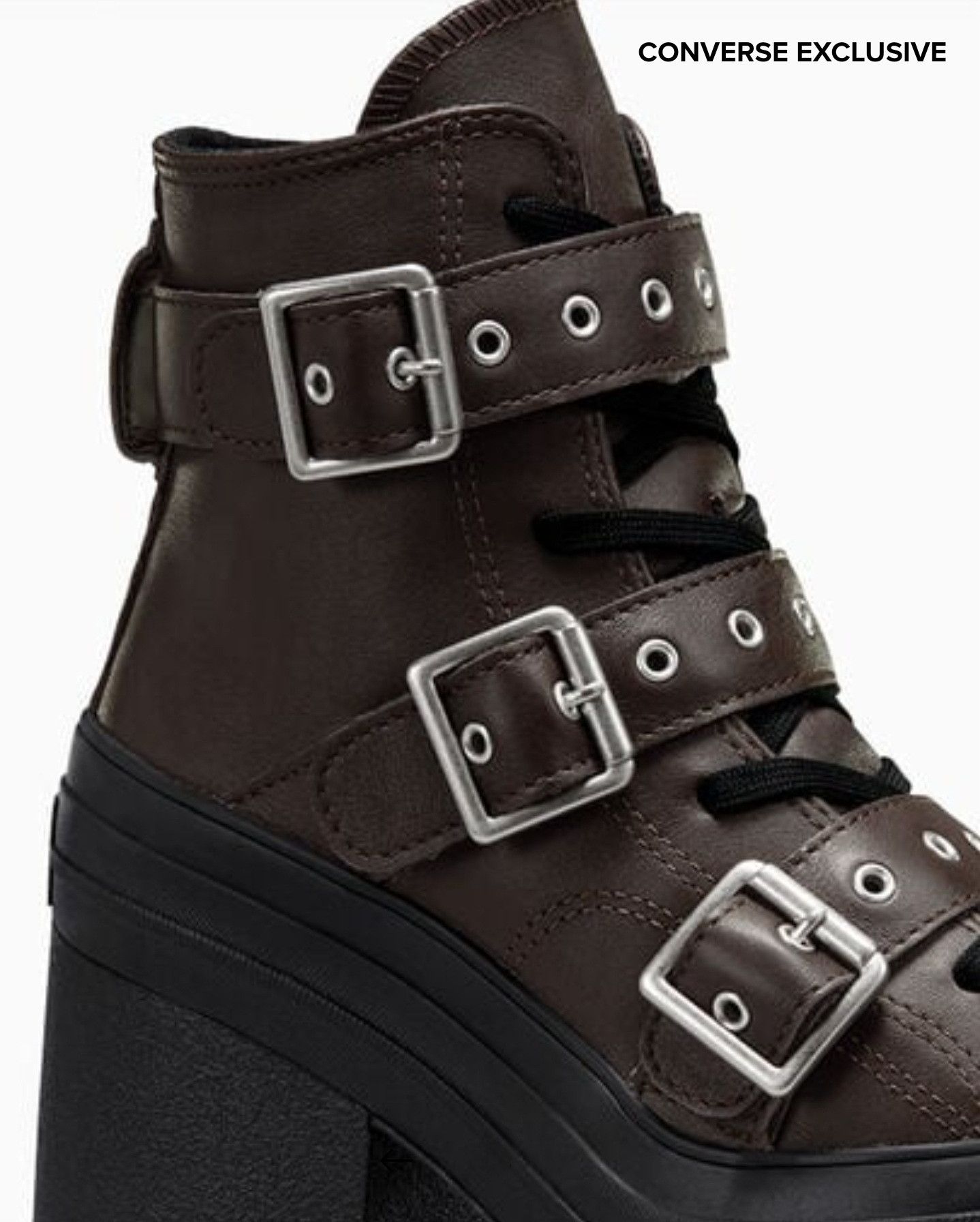 Converse CONVERSE Chuck 70 De Luxe Leather/Buckles High Top, Platform Size US 5.5 / IT 35.5 - 13 Thumbnail