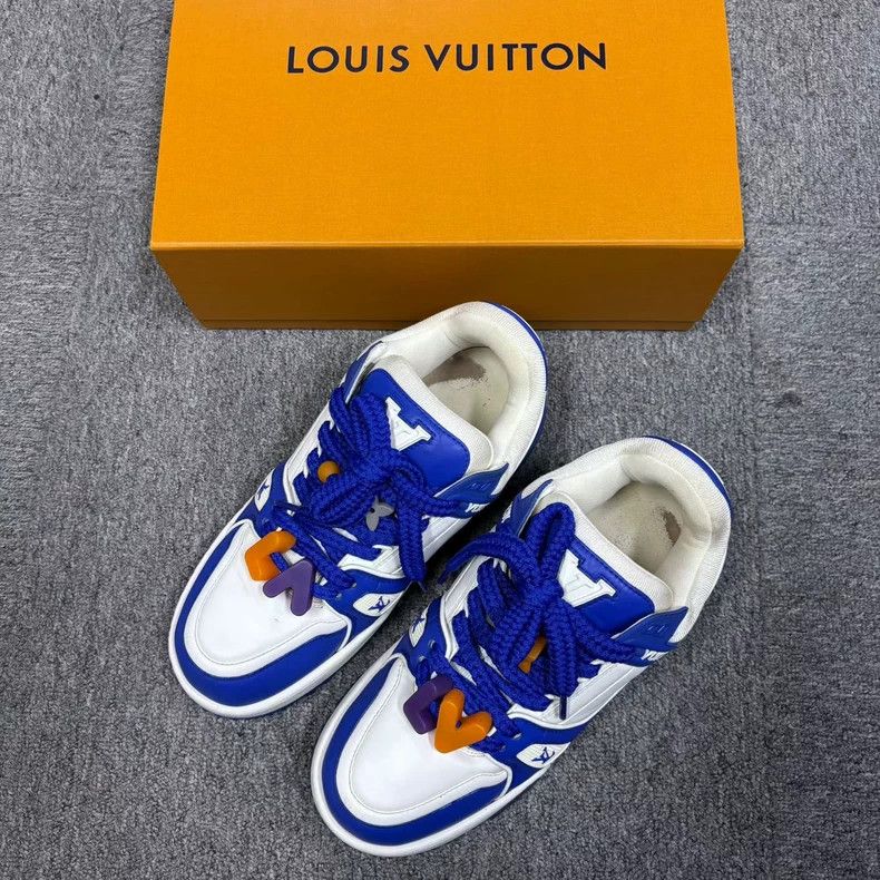 Louis Vuitton Louis Vuitton White and blue small fat Ding lace-up low-to Size US 8 / EU 41 - 1 Thumbnail