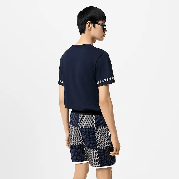 Louis Vuitton Signature Short-Sleeved Crewneck Size US M / EU 48-50 / 2 - 3 Thumbnail