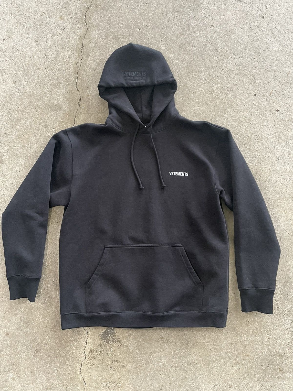 image of Vetements Oversized Hoodie in Black, Men's (Size Small)