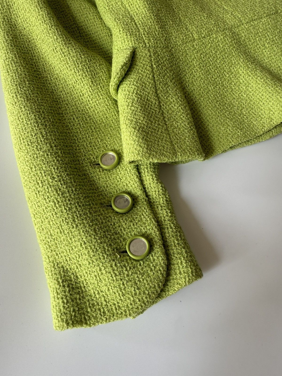 Chanel Chanel Boutique 1995 Lime Green Wool Tweed Blazer Size S / US 4 / IT 40 - 14 Thumbnail